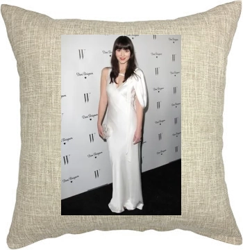 Mary Elizabeth Winstead Pillow