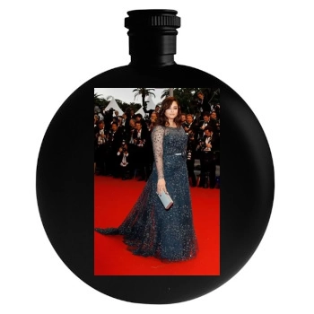 Aishwarya Rai Round Flask