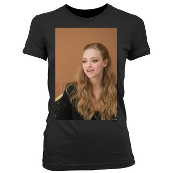 Amanda Seyfried Women's Junior Cut Crewneck T-Shirt