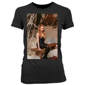 Amanda Seyfried Women's Junior Cut Crewneck T-Shirt