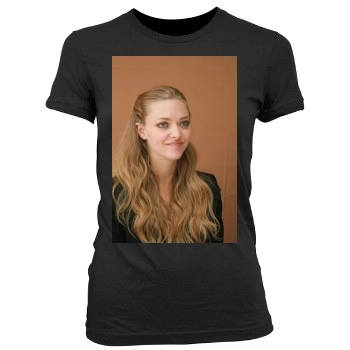 Amanda Seyfried Women's Junior Cut Crewneck T-Shirt