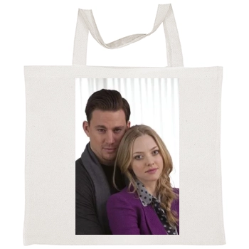 Amanda Seyfried Tote