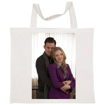 Amanda Seyfried Tote