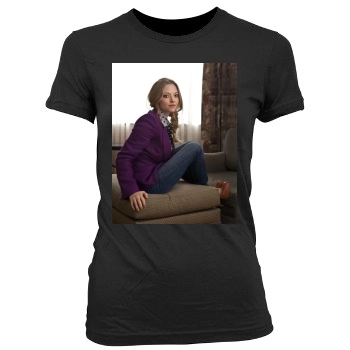 Amanda Seyfried Women's Junior Cut Crewneck T-Shirt