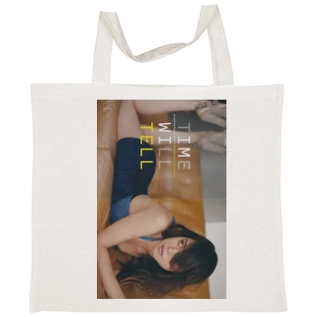 Aubrey Plaza Tote