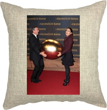 Salma Hayek Pillow