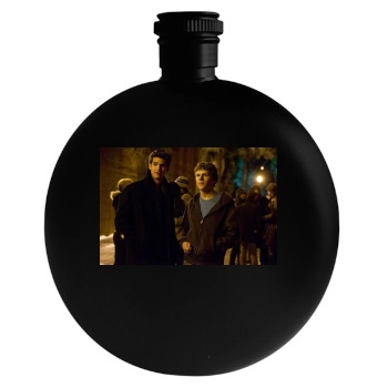 Andrew Garfield Round Flask