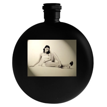 Shannon Elizabeth Round Flask