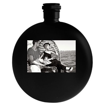 Amber Heard Round Flask