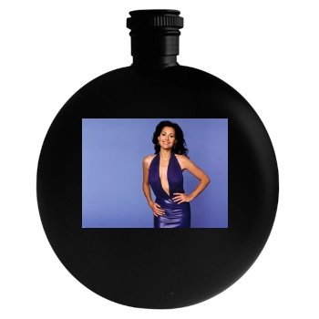 Minnie Driver Round Flask