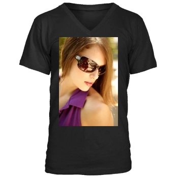 Amanda Righetti Men's V-Neck T-Shirt