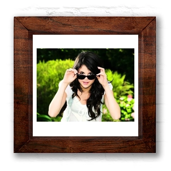 Selena Gomez 6x6