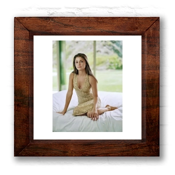 Shiri Appleby 6x6