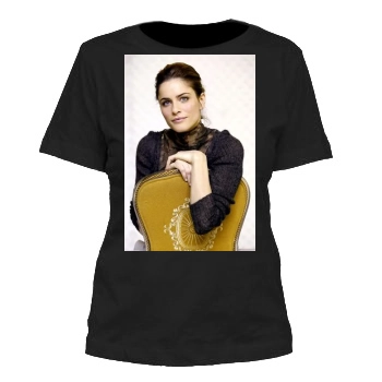 Amanda Peet Women's Cut T-Shirt