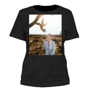 Amanda Peet Women's Cut T-Shirt