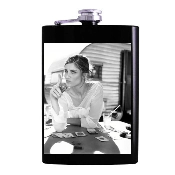 Amanda Peet Hip Flask