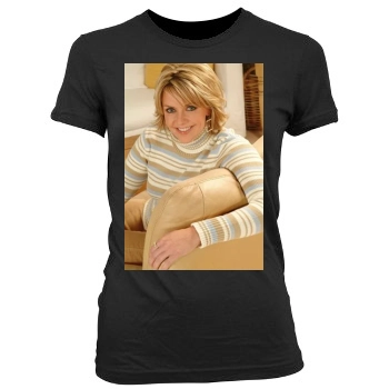 Amanda Tapping Women's Junior Cut Crewneck T-Shirt