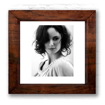 Sarah Wayne Callies 6x6