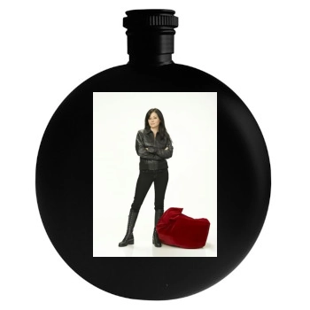 Shannen Doherty Round Flask