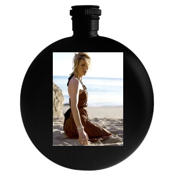 Tea Leoni Round Flask