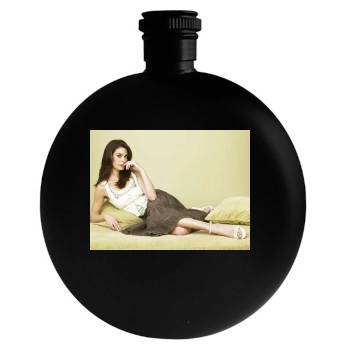 Teri Hatcher Round Flask