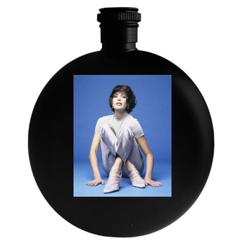 Teri Hatcher Round Flask