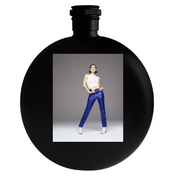 Teri Hatcher Round Flask