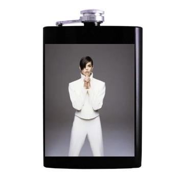 Teri Hatcher Hip Flask