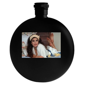 Teri Hatcher Round Flask