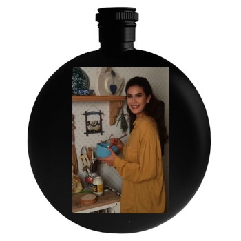 Teri Hatcher Round Flask