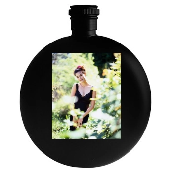 Teri Hatcher Round Flask