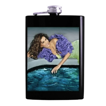 Teri Hatcher Hip Flask