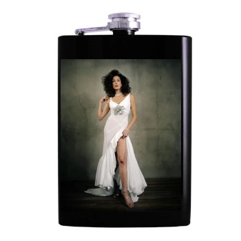 Teri Hatcher Hip Flask