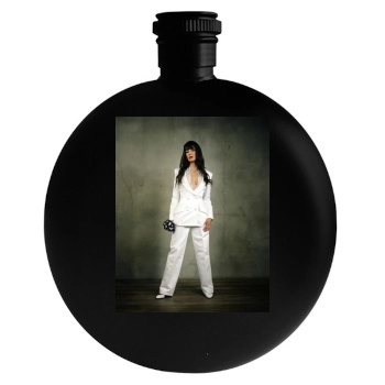 Teri Hatcher Round Flask