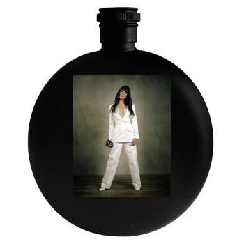 Teri Hatcher Round Flask