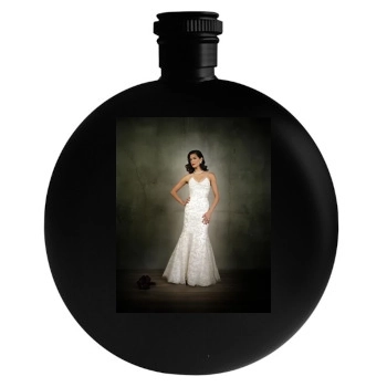 Teri Hatcher Round Flask