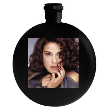 Teri Hatcher Round Flask