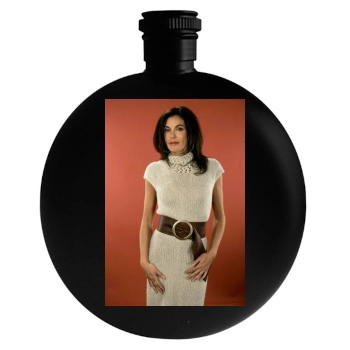 Teri Hatcher Round Flask