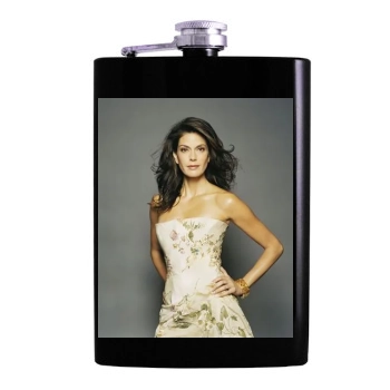 Teri Hatcher Hip Flask