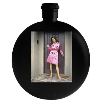 Teri Hatcher Round Flask