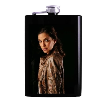 Teri Hatcher Hip Flask