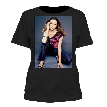 Amy Acker Women's Cut T-Shirt