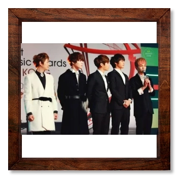 SHINee 12x12