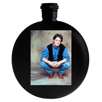 Friends Round Flask