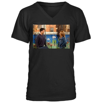 Friends Men's V-Neck T-Shirt