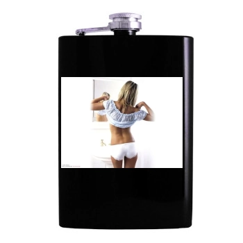 Tara Reid Hip Flask