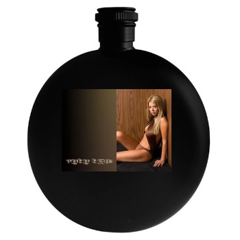 Tara Reid Round Flask