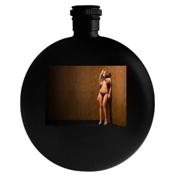 Tara Reid Round Flask