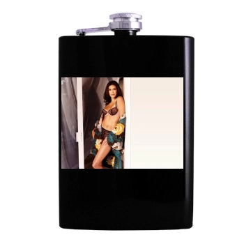 Teri Hatcher Hip Flask