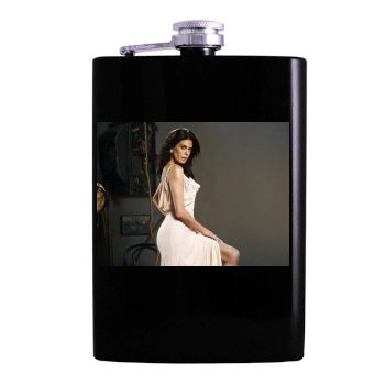 Teri Hatcher Hip Flask